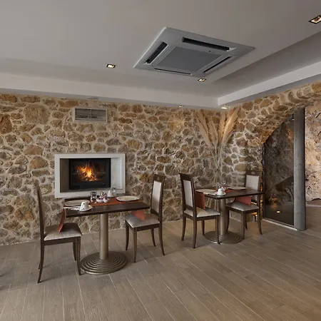 Iakovakis & Hotel Koropi