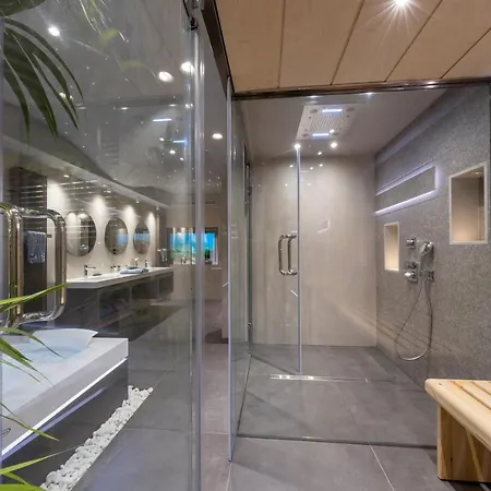 Iakovakis & 4* Koropi