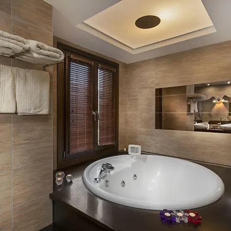 Hotel Iakovakis & 4*