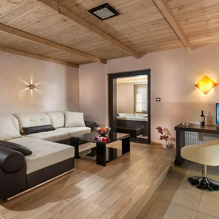 Hotel Iakovakis & Koropi