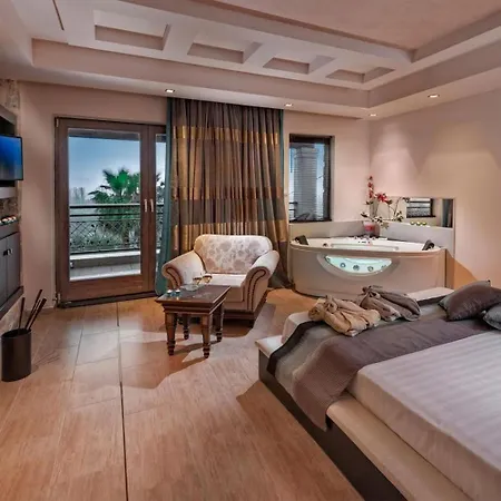 Iakovakis & Hotel Koropi