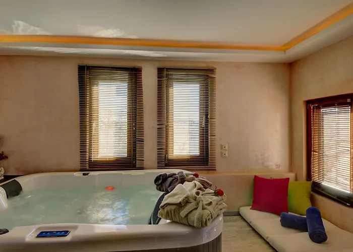 Iakovakis & 4* Koropi