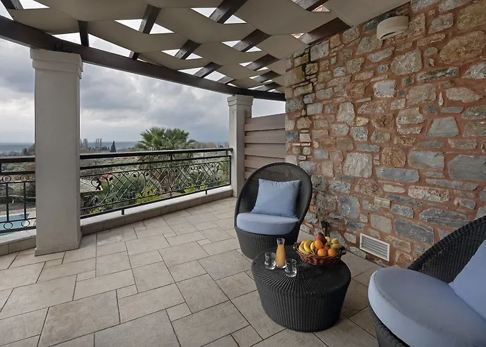 Iakovakis & 4* Koropi